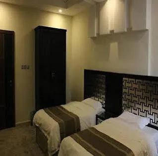 ميرا للاجنحة الفندقية الفاخرة طريق الامير سلطان بجدة 4*, جدة